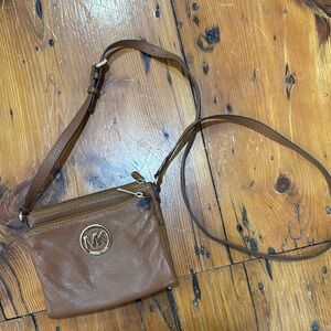 Michael Kors Tan Leather Shoulder Bag Crossbody Gold Hardware
